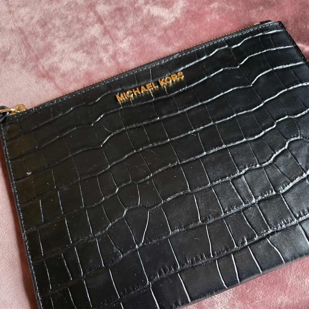 XL Michael Kors Black Croc Embossed Wristlet